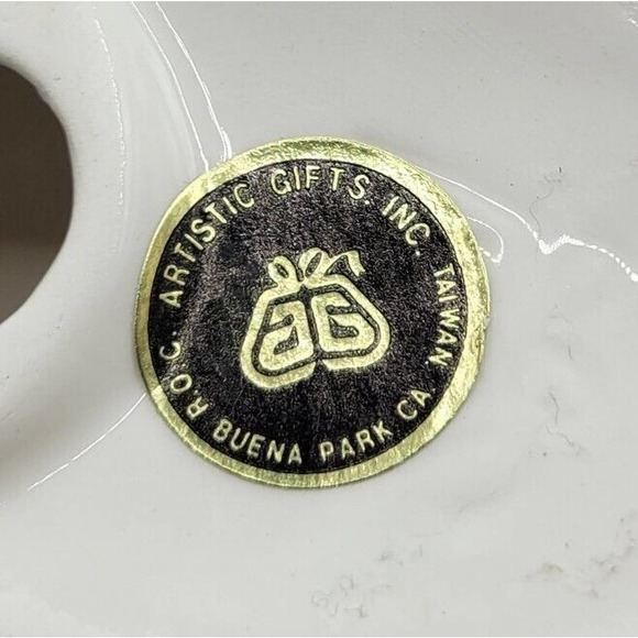 Vintage Artistic Gifts White Ceramic Sleepy Duck 4" Figurine Spring Easter Decor - Picture 7 of 8